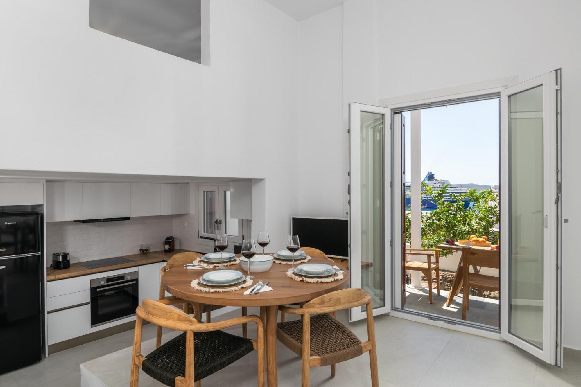 Vitalis Residences - Haven Suites Adamantas  Ngoại thất bức ảnh