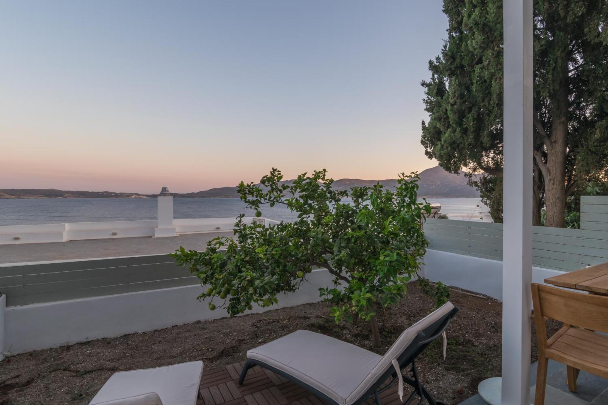 Vitalis Residences - Haven Suites Adamantas  Ngoại thất bức ảnh